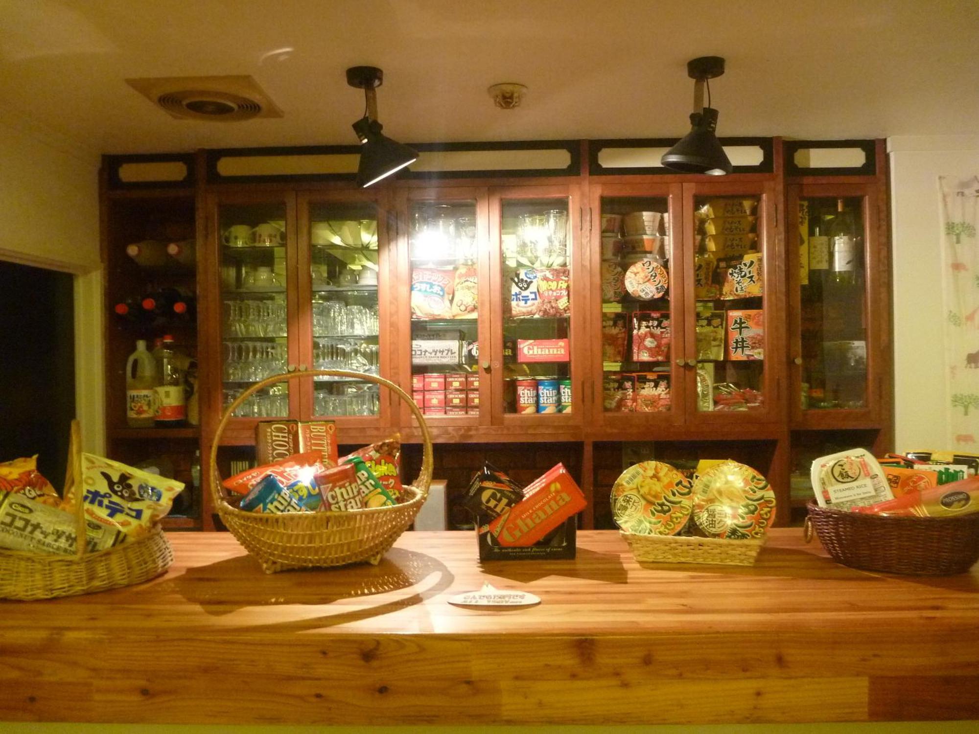 K'S House Hakuba Alps - Travelers Hostel Bagian luar foto
