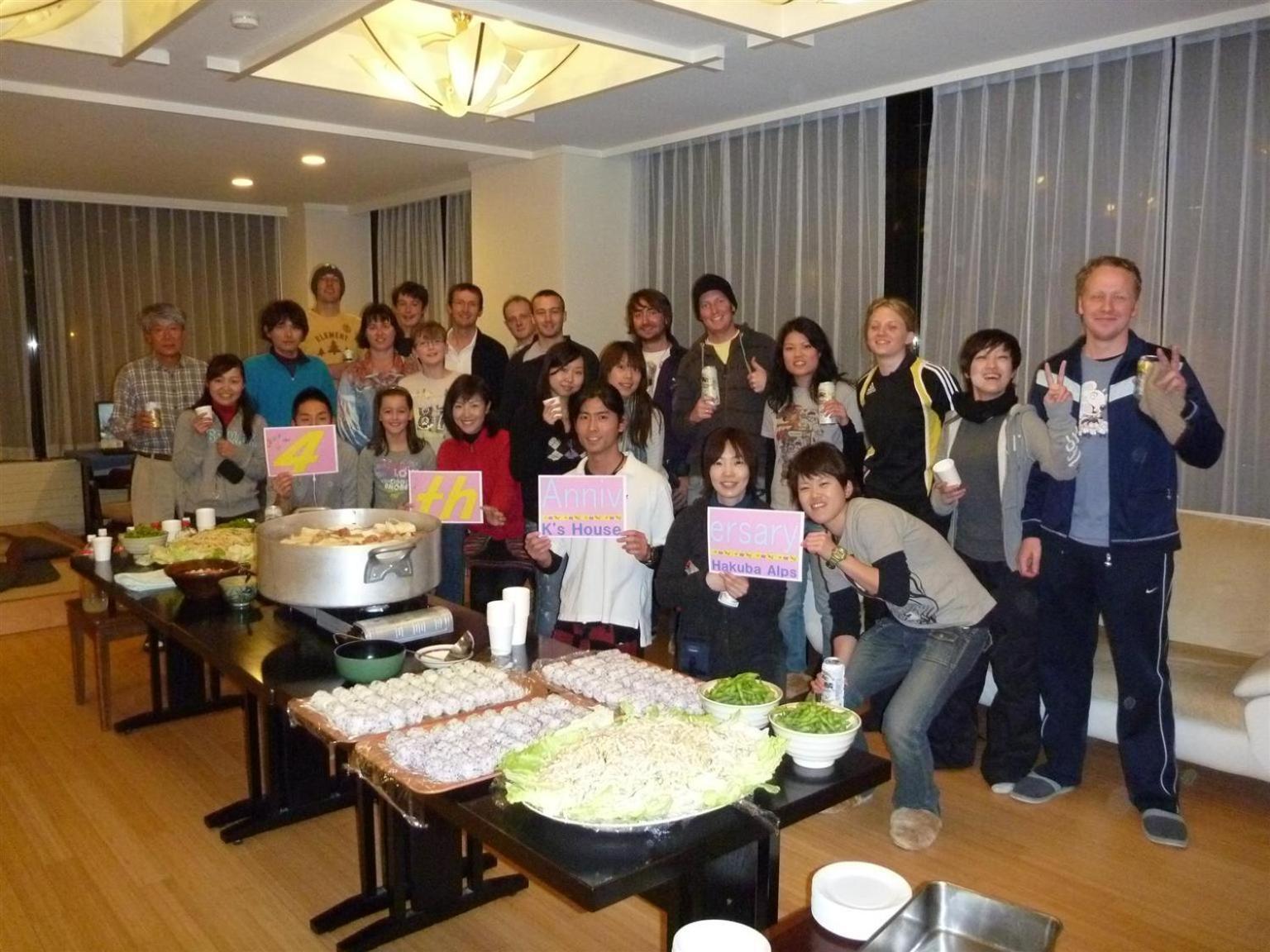 K'S House Hakuba Alps - Travelers Hostel Bagian luar foto