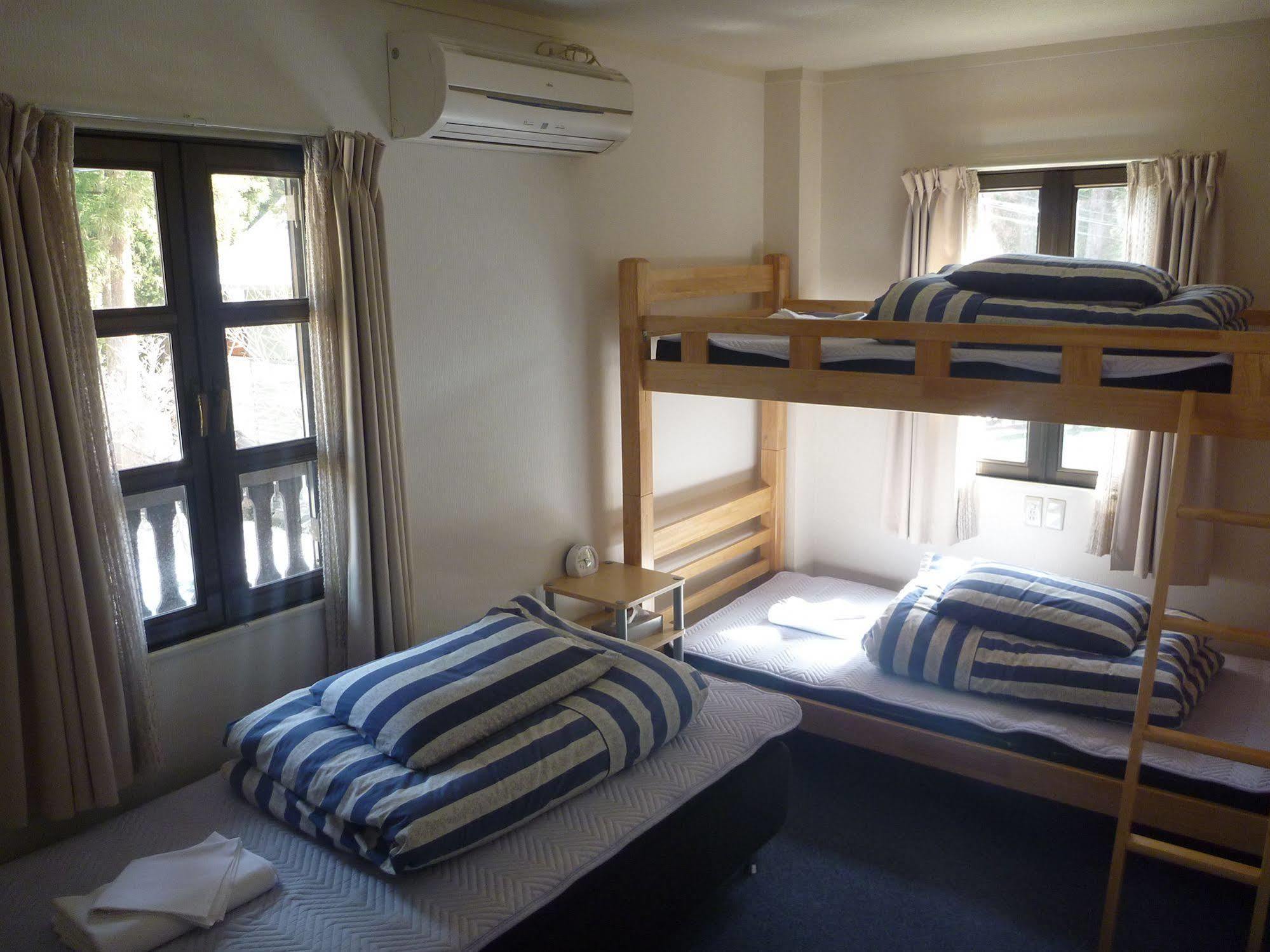 K'S House Hakuba Alps - Travelers Hostel Bagian luar foto