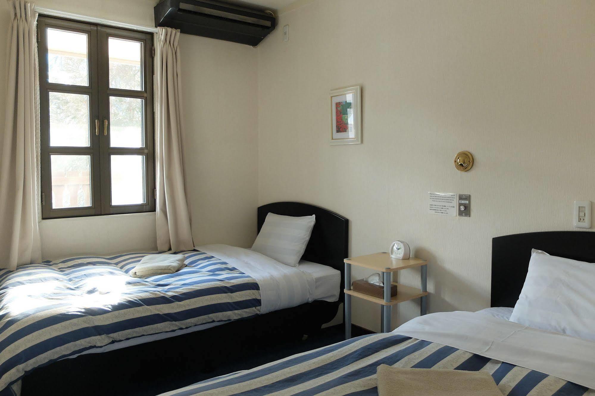 K'S House Hakuba Alps - Travelers Hostel Bagian luar foto
