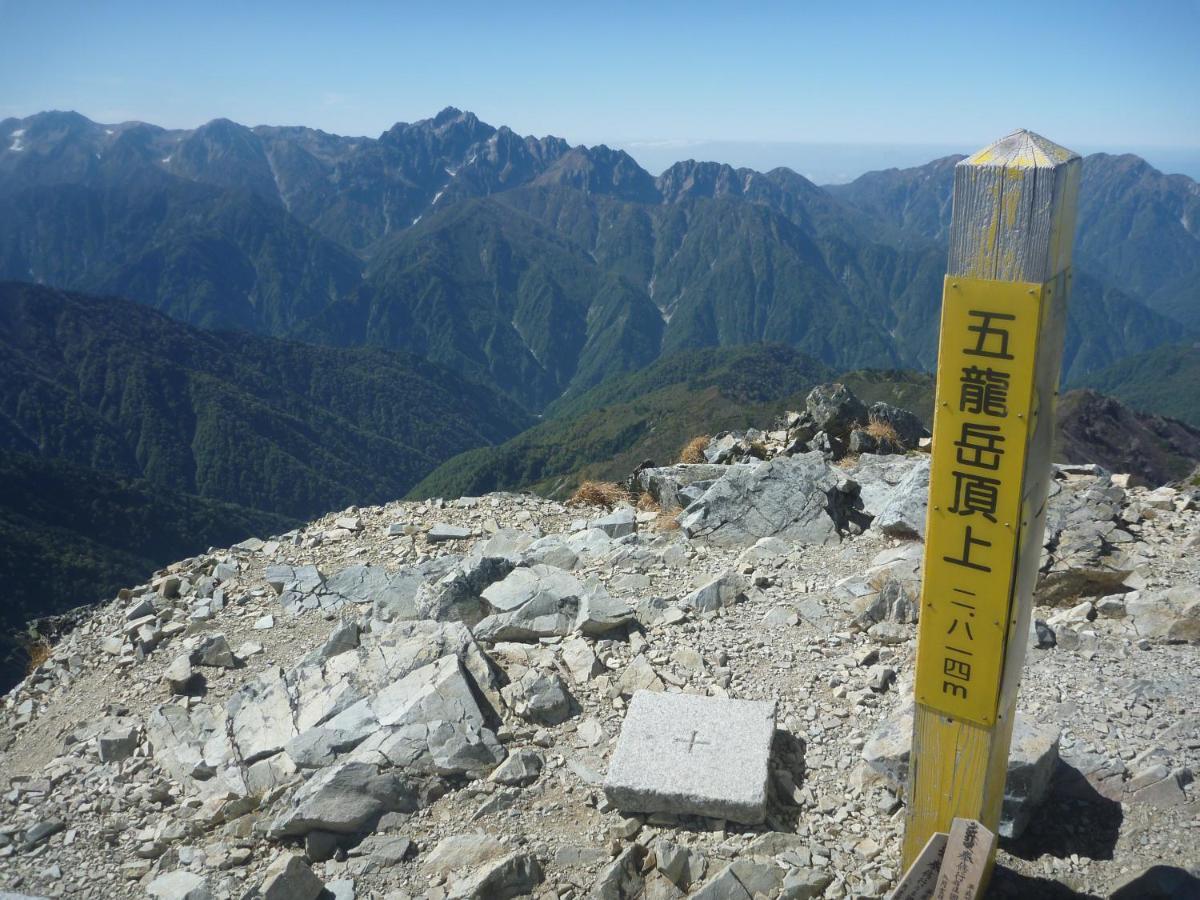 K'S House Hakuba Alps - Travelers Hostel Bagian luar foto